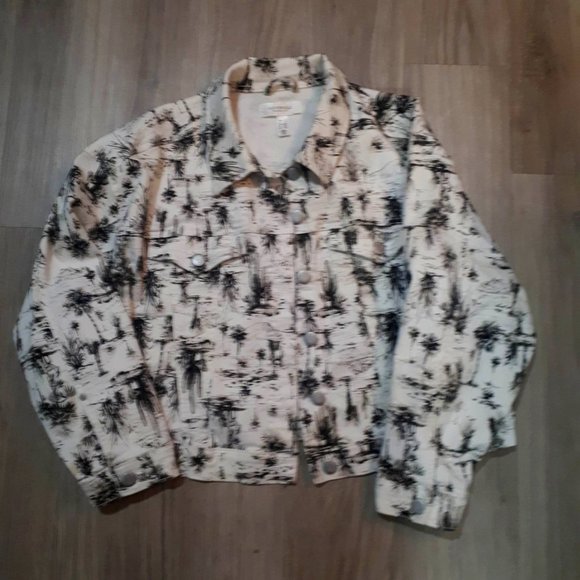 Jean Jacket - Cropped Boyfriend Style printed in Black on white Cactus - Picture 2 of 8